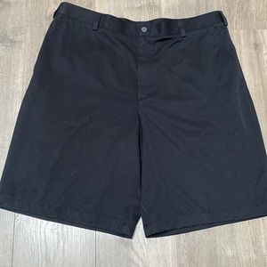 Men’s Nike Golf Shorts Size 40